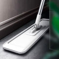 Mop Flat com Sistema de Torção Automática – Esfregão Limpeza de Piso com Refil em Microfibra para Uso Seco e Úmido