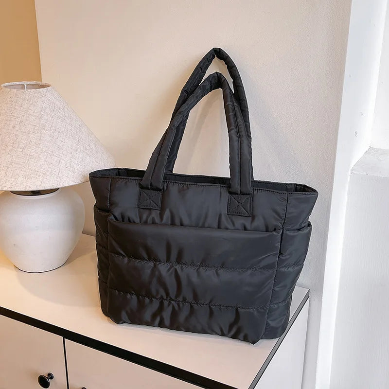 Bolsa Tote Feminina Acolchoada e Espaçosa – Ideal para Viagem, Trabalho e Dia a Dia